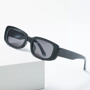 Retro Black Glasses/Shades