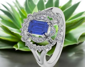 Anillo de cóctel de plata de ley con halo de piedra azul, estilo vintage