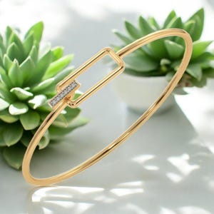 Gold Geometric Bangle – Minimalist Bar Bracelet – Sleek Open Cuff – Dainty CZ Accent – Modern Jewelry Gift for Her