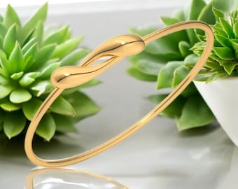 Brazalete minimalista de plata de ley y oro • Brazalete abierto con giro