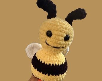 Handgemachte Hummel Plüschtier: Gehäkeltes Amigurumi Bienen-Dekor
