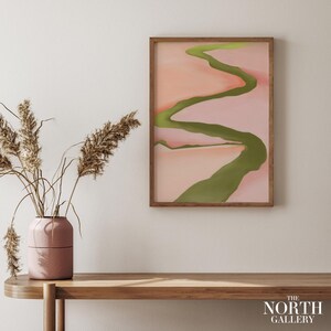 Georgia O'Keeffe Druck, Rosa & Grün Landschaftsplakat, moderne Kunst, Galerie Wandkunst, Housewarming Gif Bild 2