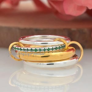 9-Karat Gold Multi-Link-Ring; Massive, Interlocking Statement Ring
