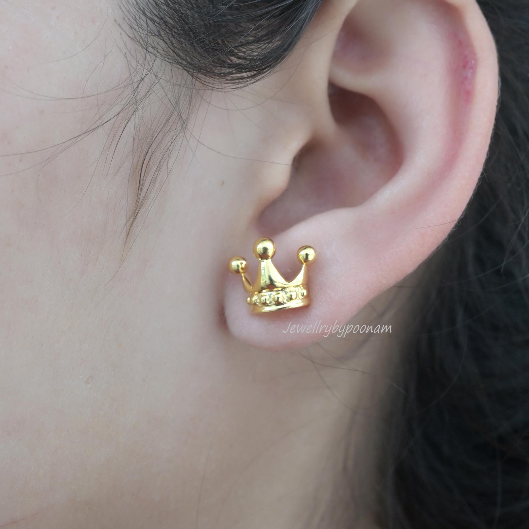 925 Sterling Silver Crown Stud Earrings: Princess Tiara Jewelry - View 4 - Jewelry By Poonam | SKU: PJE1758-SLYG-10M