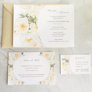 Invito di nozze floreale con nastro chiffon, Inviti per matrimonio delicato, inviti per matrimonio eleganti, invito romantico fiori.