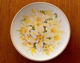 Vintage Collectible Porcelain Plate - "The Floral Collection" - Silver wattle, Oriental lily, Freesia, Daffodil Design - 6" Side Plate