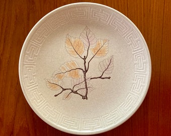 Collectible Vintage Johnson of Australia Autumn Beech Leaf Design, Stoneware Dinnerware Single Plate, circa 1970s.