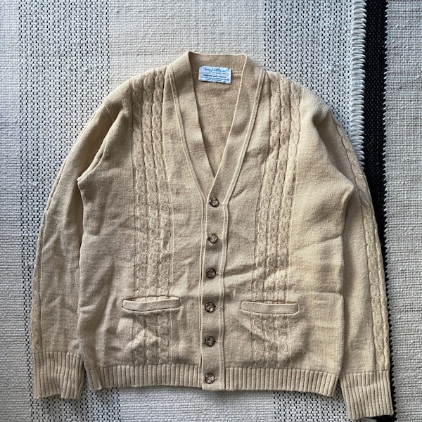 Vintage 1970/1980s Beige Tan Knit Acrylic Wool Cardigan - Size S/M