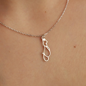 Sterling Silver Cat Necklace, Cute Cat Necklace, Dainty Animal Jewelry, Line Art Cat Pendant, Cat Lover Gift, Animal Necklace