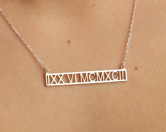 Personalized Roman Numeral Necklace, Custom Save the Date Necklace, Unisex Personalized Gift, Roman Number Date Necklace, Anniversary Gift