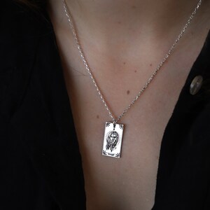 925 Sterling Silber Tarot Karten Halskette, Chrismast Geschenk, gravierte Tarot Halskette, Einzigartige Tarot Halskette, neue Design 2023 Tarot Halskette