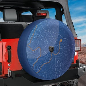 Ersatzreifen-Topografie-Abdeckung mit Rückfahrkamera-Lochoption für Wranglers, Broncos-Reifengrößen verfügbar als Vollfarbdruck-Campinggeschenk