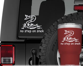No Step On Snek Vinyl Transfer Decal Gadsden Flag Meme Parody Sticker Bold Custom Graphic for Cars Laptops Windows