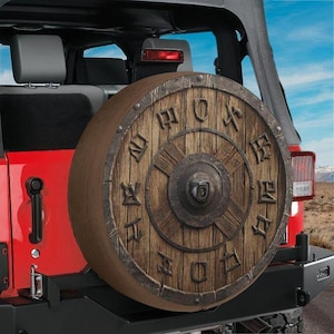 Spare Tire Viking Warrior&#39;s Shield Cover With Backup Camera Hole Option For Wrangler Broncos Tire Sizes Full Color Print RV Camping Gift
