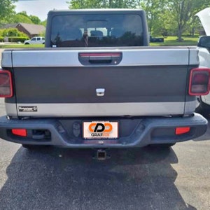 JT Tailgate Solid Blackout Graphic Vinyl Decal Fits Jeep Gladiator 2020+