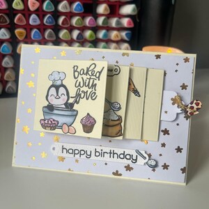 Horneado con amor por el cocinero pingüino