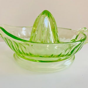 Vintage Uranium Green Vaseline Glass Juicer - Citrus Reamer - Home Decor