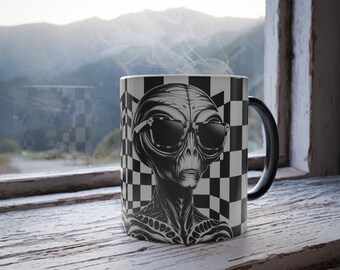 Trippy Alien-koffiemok, cadeau ruimteliefhebber, mok van kleurverandering