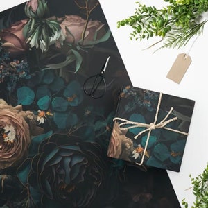 Gotisch botanisch inpakpapier, Valentijnsdag, Verjaardag, Kerstmis, Jubileuminpakpapier, Eco-vriendelijk kraftpapier, Whimsigoth-wrap