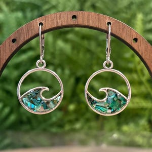 Abalone Shell Ocean Wave Earrings, Real Shell Beach Jewelry, Green Blue Earrings, Beach Wave Earrings, Gift for Her, Summer Jewelry