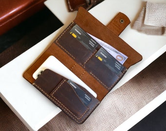 Cartera de piel de vacuno hecha a mano: Cartera personalizada con ranuras para tarjetas