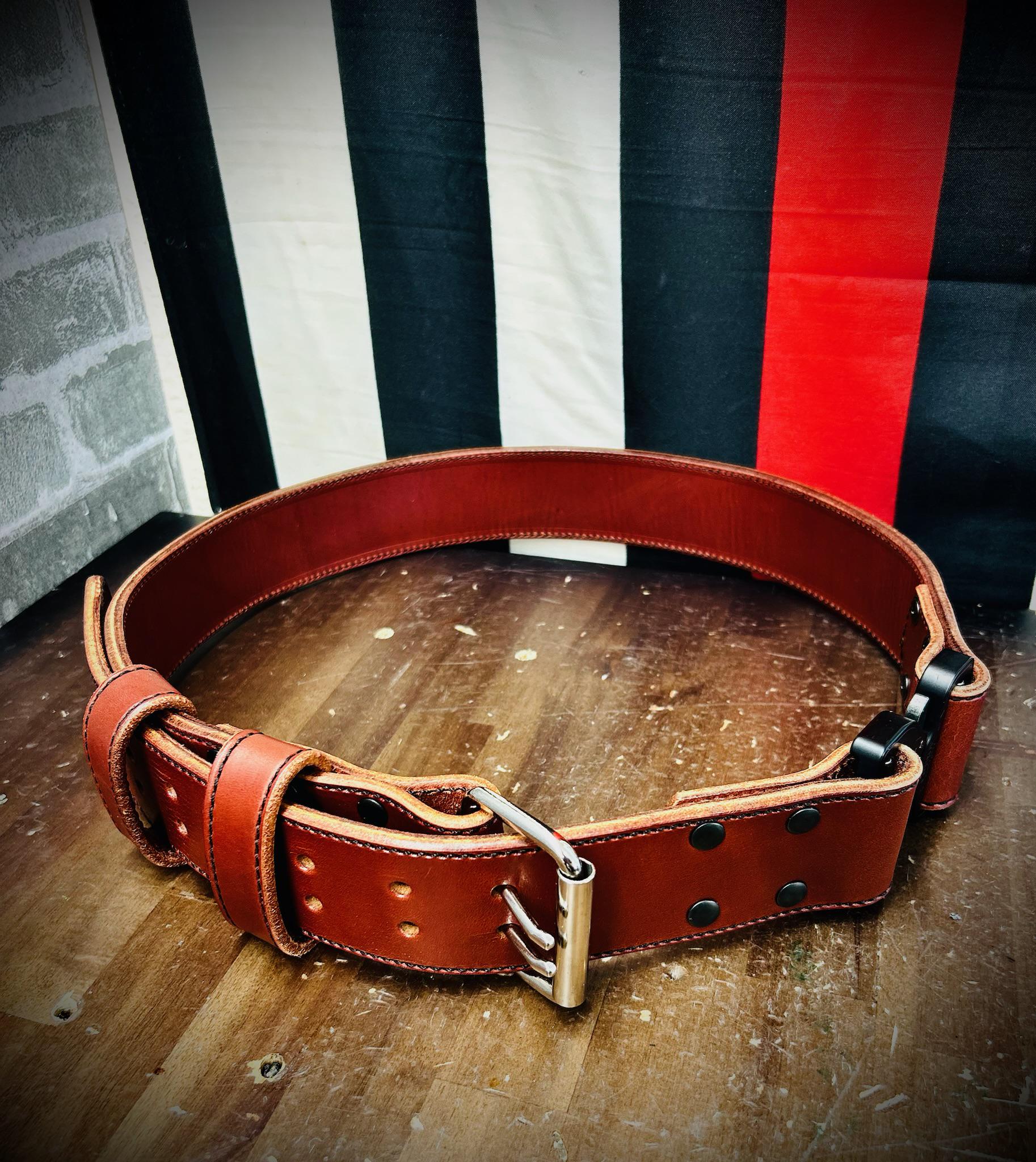 Vintage Avant Garde Contemporary Fire Engine Red Leather Belt Etienne Aigner Leather Belt| 90s Red leather belt  main image 4