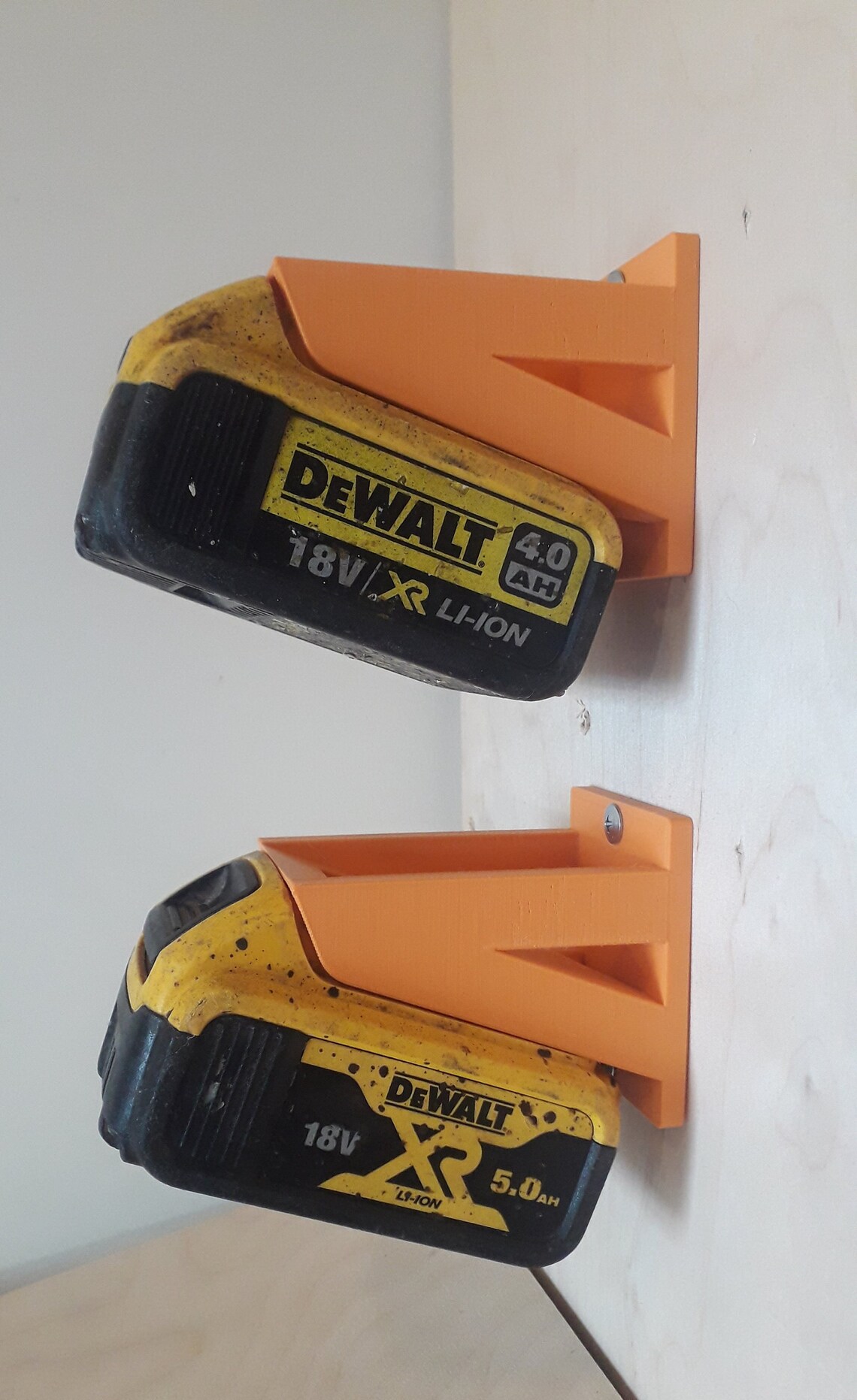 Dewalt 20v/18v Battery Holder Horizontal Battery Organizer 3D Printed