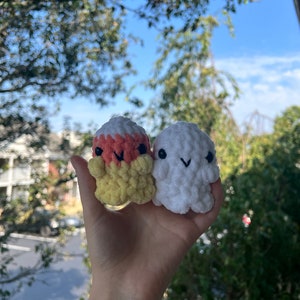 Mini Ghost Crochet Pattern