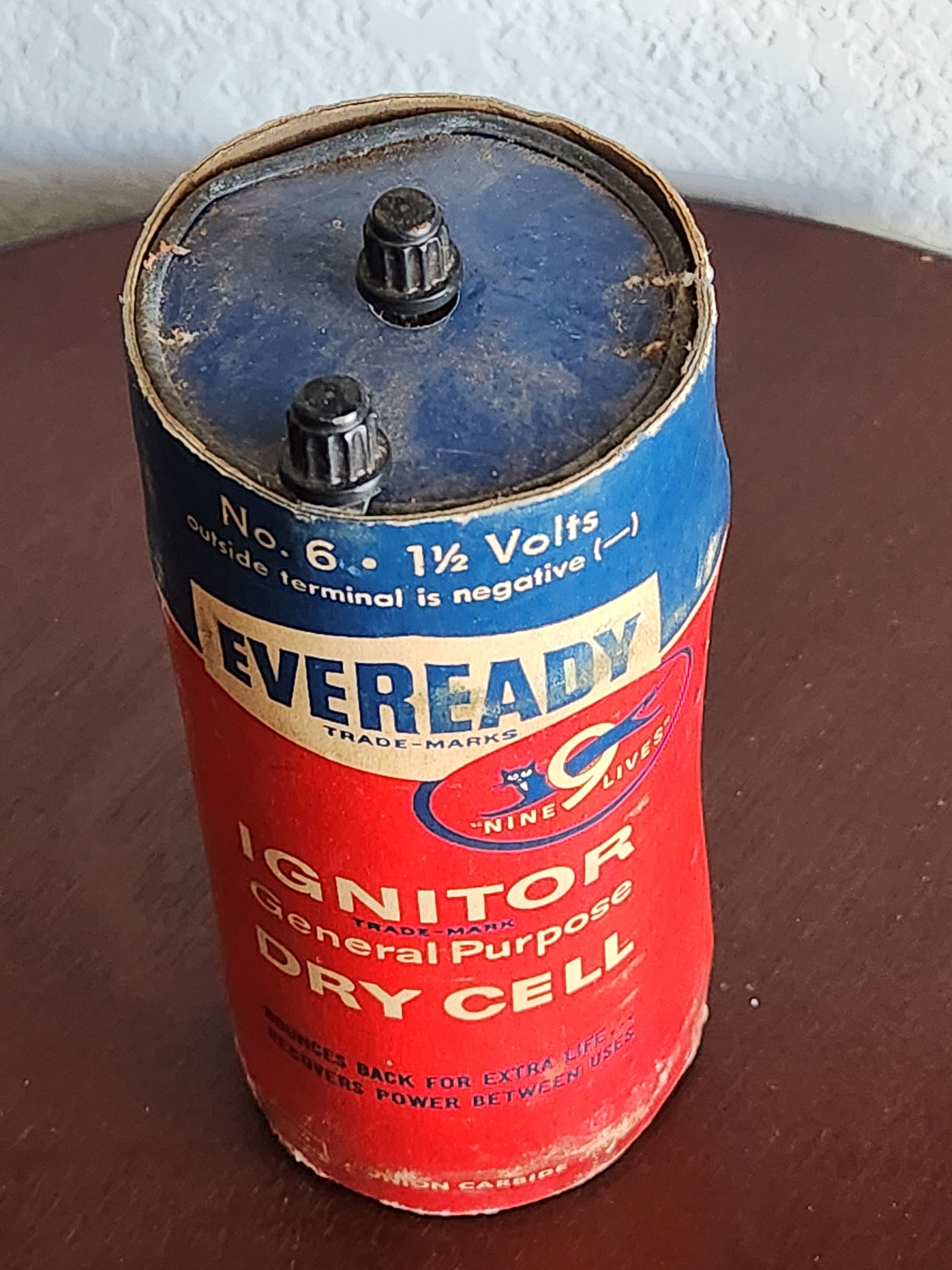 Vintage Eveready Ignitor General Purpose Dry Cell Battery No 6 1950's