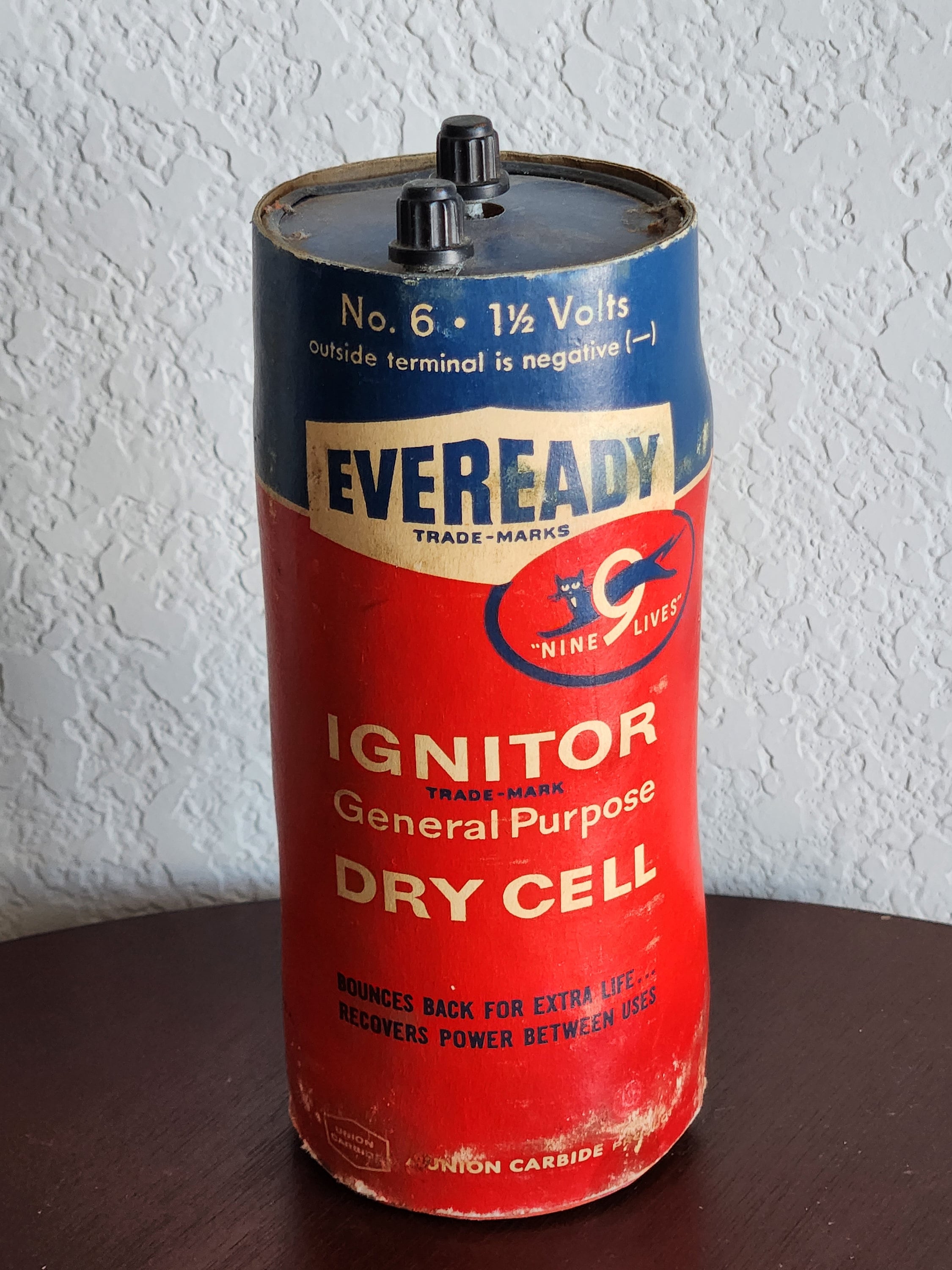 Vintage Eveready Ignitor General Purpose Dry Cell Battery No 6 1950's