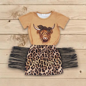 Highland cow skirt outfit, girls western clothes, baby shower gift. cow outfit