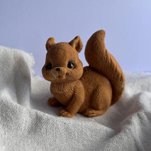 Fondant ekorre tårtdekoration: Födelsedagsekorre