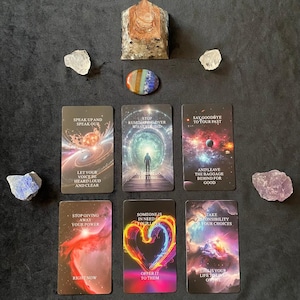Berichten uit je hogere zelf - alleen kaart trekken - orakelkaart lezen - spirituele lezing - tarotlegging - voorspellingen - spirituele berichten