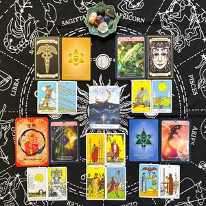 Previsão/Previsões para o Ano que Vem - Próximos 365 Dias - Próximos 12 Meses - Amor, Carreira, Dinheiro, Família - Leitura Detalhada Intuitiva de Tarô + Cartas de Oráculo