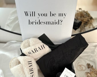 theBRIDESBOXX Proposalbox gift box for your bridesmaid or maid of honor