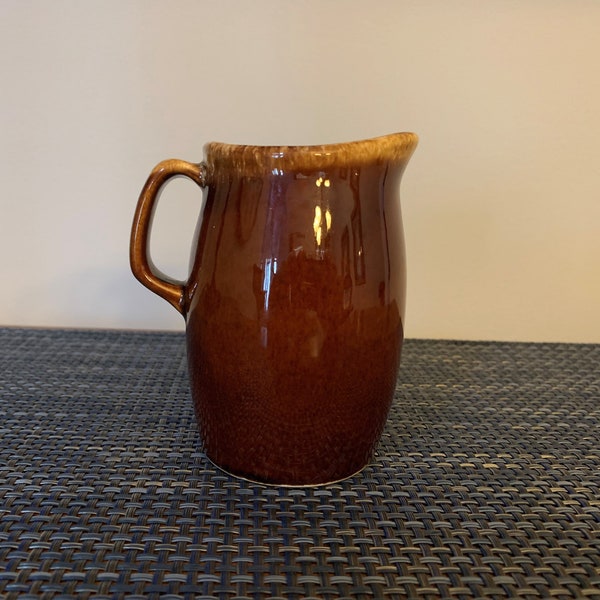 Hull Crestone Brown Drip Kleine Creamer