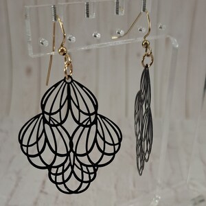 Black Geometrical metal