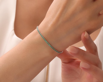 エメラルド テニスブレスレット、人工ダイヤモンド、イエローゴールド