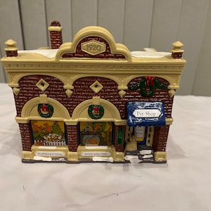 Department 56 - The Original Snow Village - Village Vet and Pet Shop