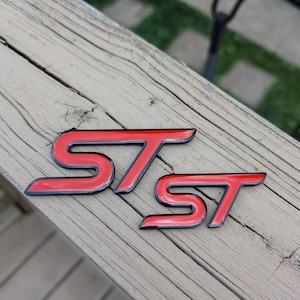 Focus Fiesta ST Emblems Custom (Pair)