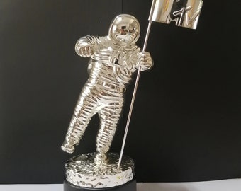 MTV Video VMA Music Award Moon man statue Silver with box