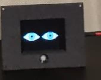 Motion Activated Eyes 2.8" Display