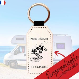 Personalized camper keyring in white and black faux leather - Keyring with solid silver ring - 4cmx7.5cm - Gift for him and her