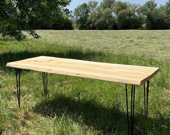 Eettafel / massief houten tafel / woonkamertafel / tuintafel / keukentafel / echt houten tafel / massief houten tafel