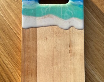 Handmade serving board/tray made of beautiful wood, cheese board, housewarming gift