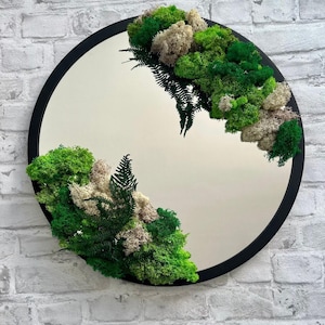 Timeless Moss and Fern Wall Mirror - Handcrafted, Customizable Greenery Decor, Made to Order, Nature Inspired Gift, Real Moss