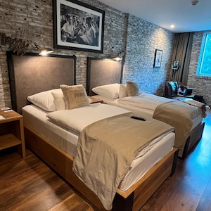 solid wood bed / oak bed / wooden bed / oak bed / real wood bed