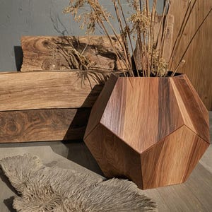 Pflanzgefäß aus massivem Holz, Blumentopf, Designer Pflanztopf