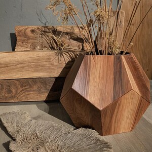 Pflanzgefäß aus massivem Holz, Blumentopf, Designer Pflanztopf