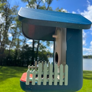 Picket Fence Accessory for Bird Buddy Feeder (Light Green)